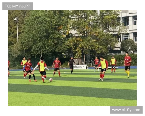 汕尾足球联赛决赛燃情上演点亮城市绿茵激情盛宴之夜荣耀时刻闪耀 汕尾足球联赛决赛燃情上演点亮城市绿茵激情盛宴之夜荣耀时刻闪耀